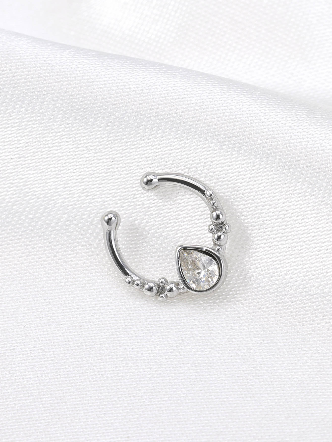 Cincin hidung palsu tetesan ai - Body Jewelry Nose ulasan dan harga
