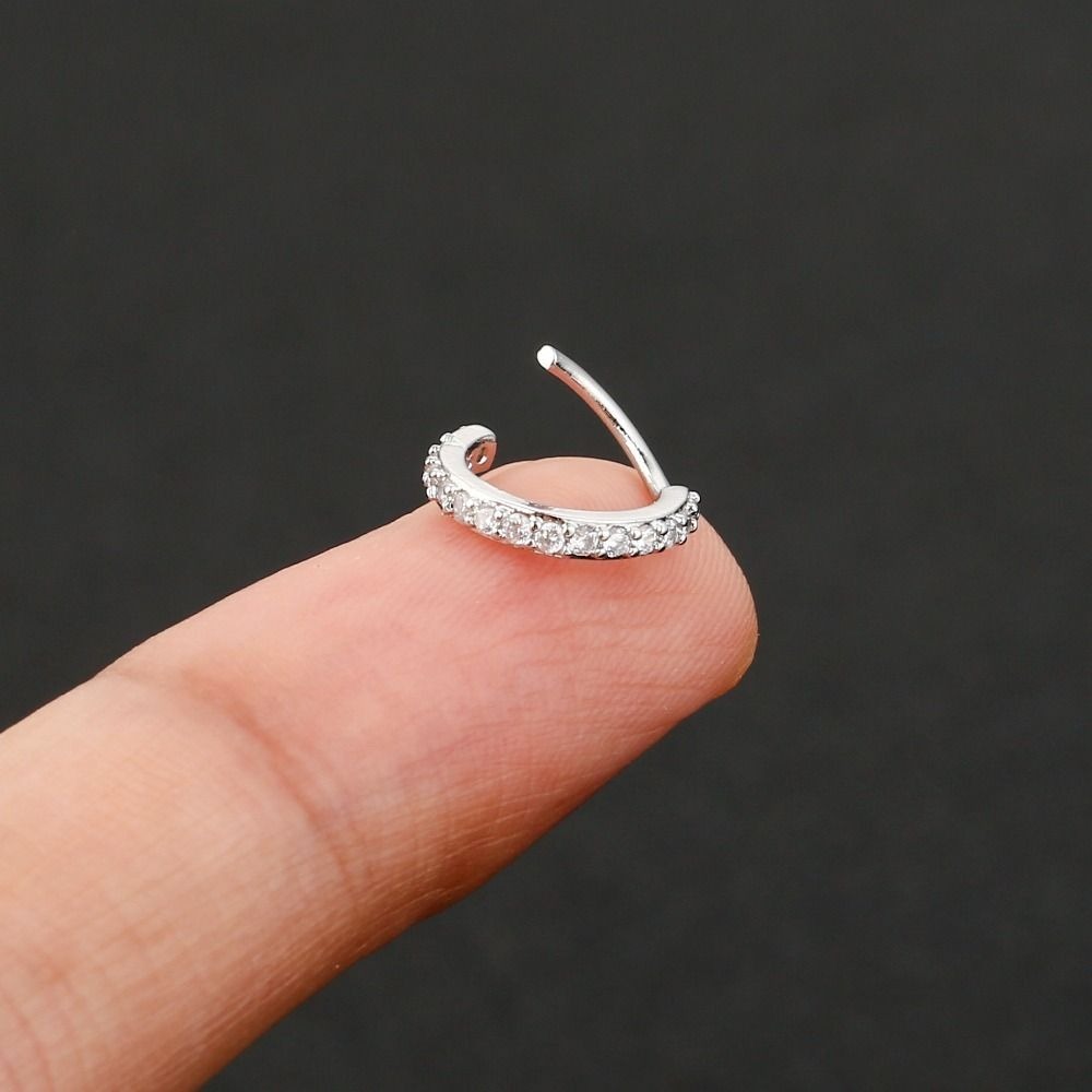 Cincin Hidung Berbentuk Kubus  - Body Jewelry Europe ulasan dan harga